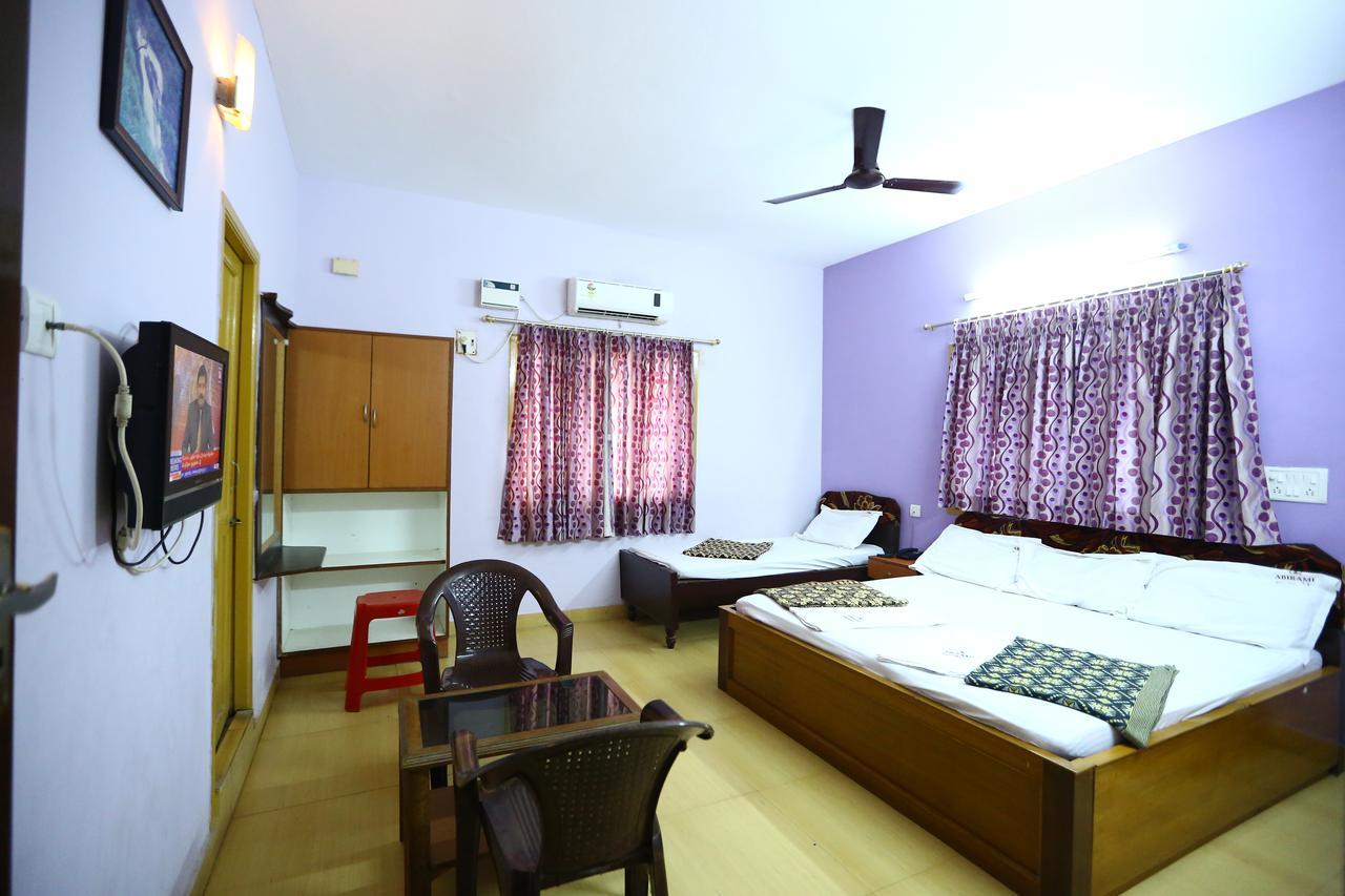 Abirami Residency Hotel Tirukkadaiyur Kültér fotó